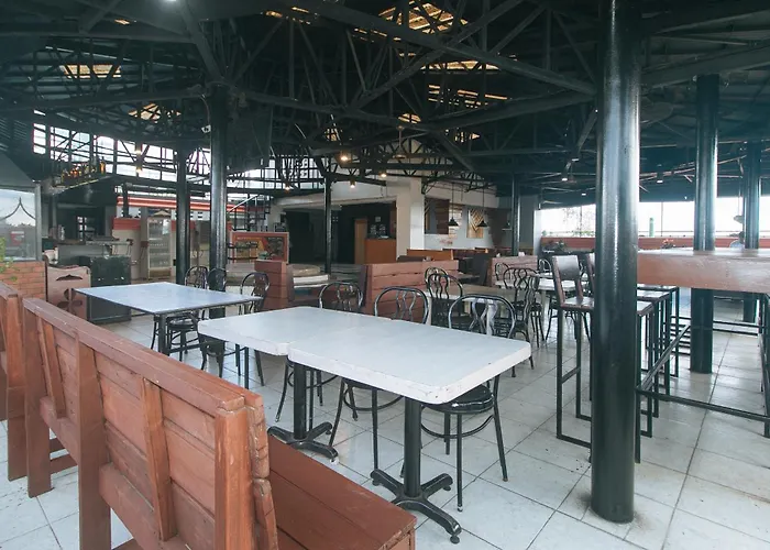 Urban Travellers By Reddoorz Hotel Manila